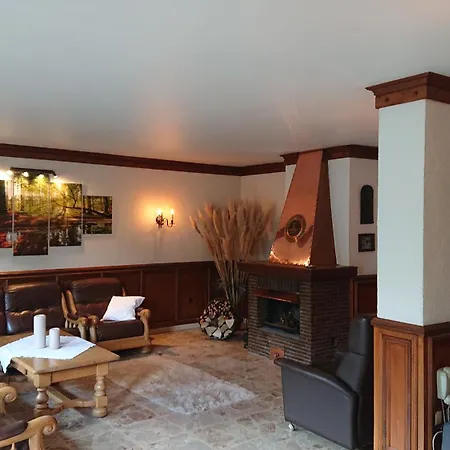 Ferienhaus Eifelvilla Urbigkeit Schönecken